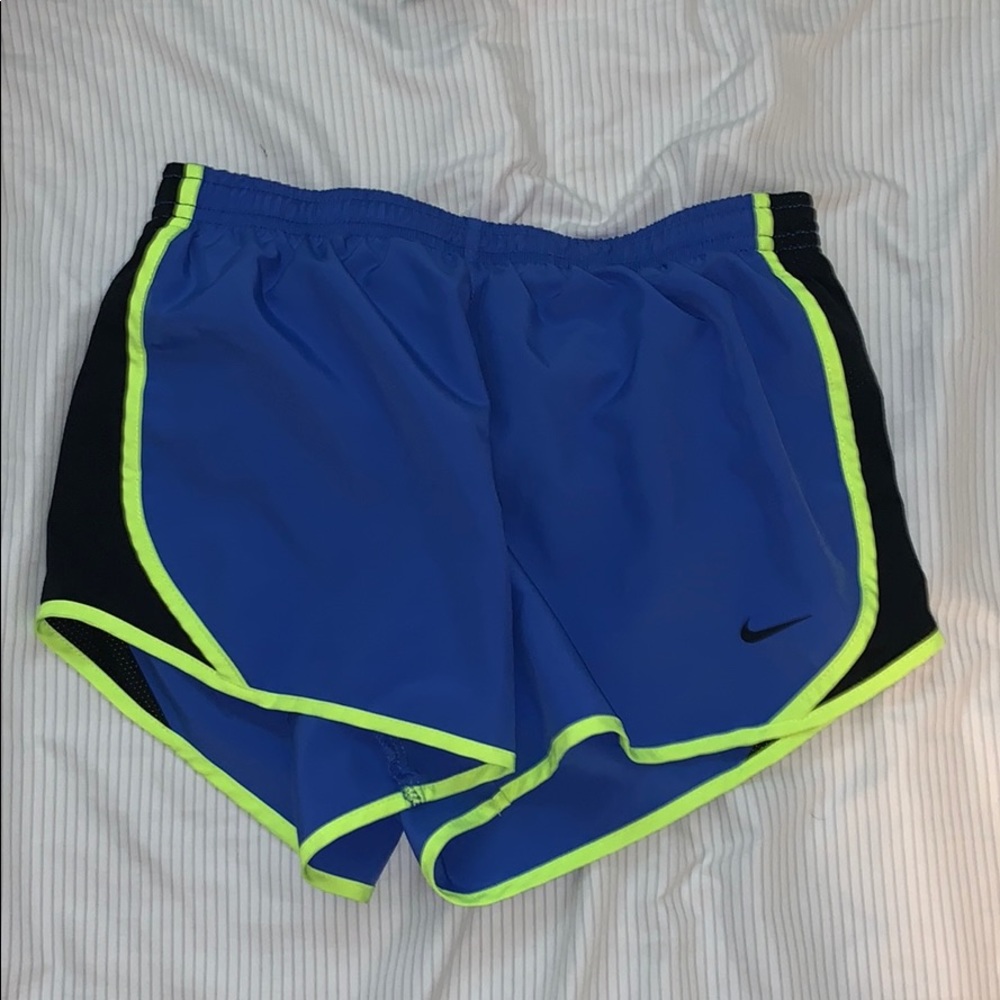 Nike running shorts for girls